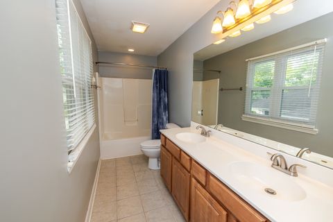 Tiny photo for 340 Hubbard Avenue, Elgin, IL 60123 (MLS # 12393052)