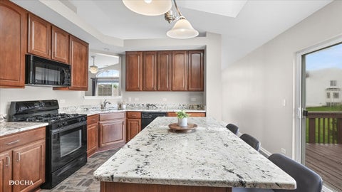 Tiny photo for 1698 FREDERICKSBURG Lane #1698, Aurora, IL 60503 (MLS # 12648039)