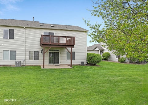 Tiny photo for 1698 FREDERICKSBURG Lane #1698, Aurora, IL 60503 (MLS # 12648039)