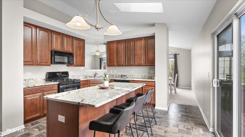 Tiny photo for 1698 FREDERICKSBURG Lane #1698, Aurora, IL 60503 (MLS # 12648039)