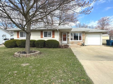 Photo of 505 W Brookmont Boulevard, Bradley, IL 60915 (MLS # 12315413)