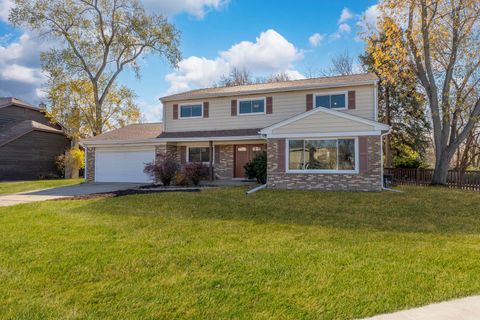 4013 Radcliffe Drive Northbrook IL 60062