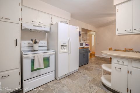 Tiny photo for 220 Swanson Road, Sycamore, IL 60178 (MLS # 12681961)