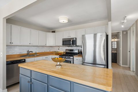 Tiny photo for 444 W Fullerton Parkway #1203, Chicago, IL 60614 (MLS # 12591994)