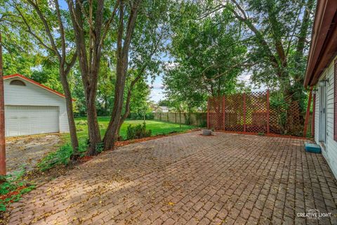 Tiny photo for 3S511 4th Street, Warrenville, IL 60555 (MLS # 12498331)