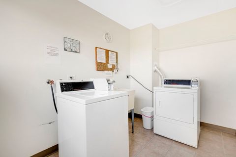 Tiny photo for 5300 Walnut Avenue #18E, Downers Grove, IL 60515 (MLS # 12508610)