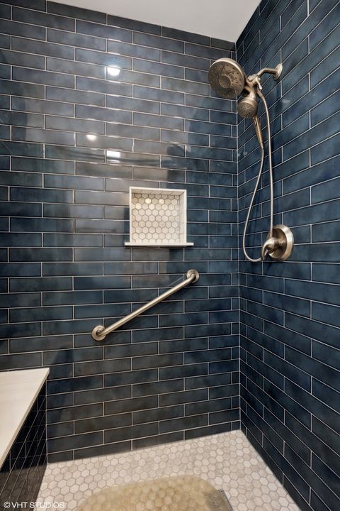 Tiny photo for 6321 N MERRIMAC Avenue, Chicago, IL 60646 (MLS # 12535967)