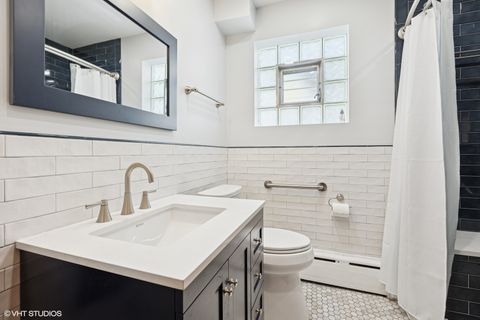 Tiny photo for 6321 N MERRIMAC Avenue, Chicago, IL 60646 (MLS # 12535967)