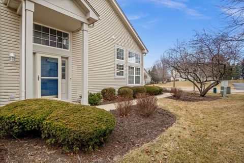 Tiny photo for 3201 Renard Lane, St. Charles, IL 60175 (MLS # 12584298)