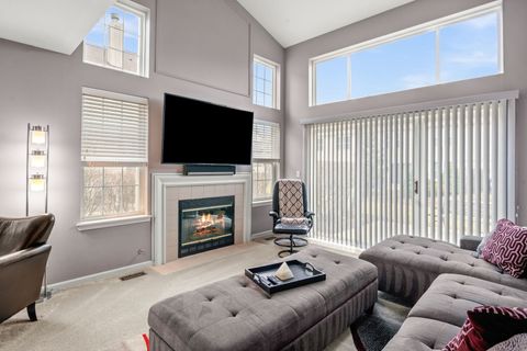 Tiny photo for 3201 Renard Lane, St. Charles, IL 60175 (MLS # 12584298)