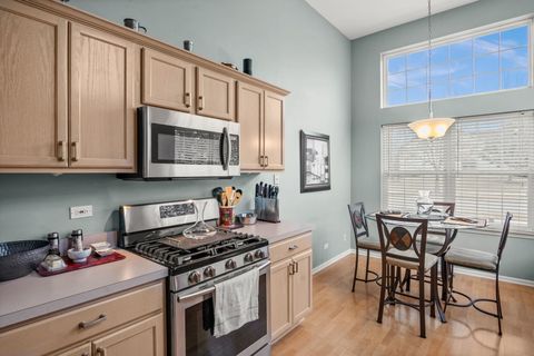 Tiny photo for 3201 Renard Lane, St. Charles, IL 60175 (MLS # 12584298)