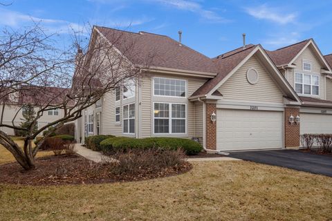 Tiny photo for 3201 Renard Lane, St. Charles, IL 60175 (MLS # 12584298)