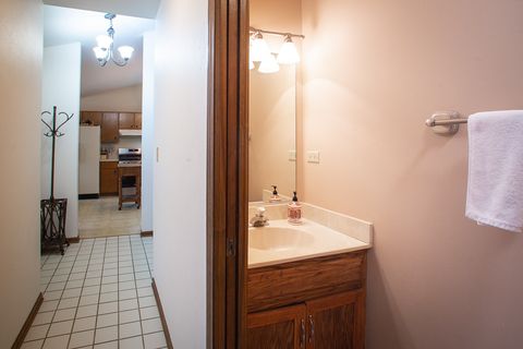 Tiny photo for 238 Royal Lane, Bloomingdale, IL 60108 (MLS # 12574088)