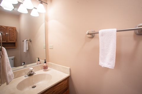 Tiny photo for 238 Royal Lane, Bloomingdale, IL 60108 (MLS # 12574088)