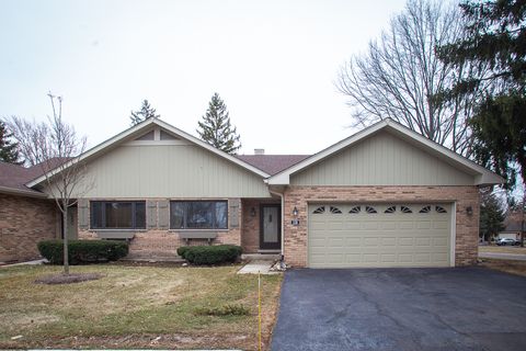 Photo of 238 Royal Lane, Bloomingdale, IL 60108 (MLS # 12574088)