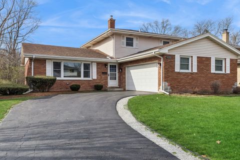 Photo of 1307 Thomas Street, Homewood, IL 60430 (MLS # 12614000)