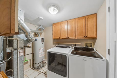 Tiny photo for 703 Caliente Court #115B, Libertyville, IL 60048 (MLS # 12717432)