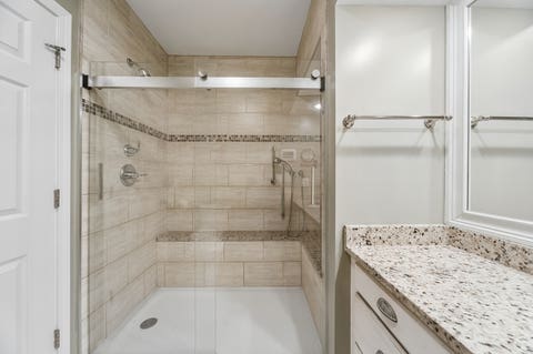 Tiny photo for 703 Caliente Court #115B, Libertyville, IL 60048 (MLS # 12717432)