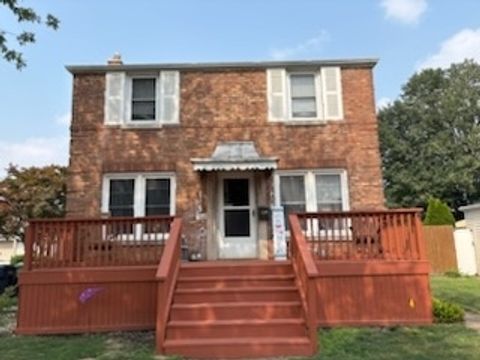 Photo of 9148 S Troy Avenue, Evergreen Park, IL 60805 (MLS # 12441055)