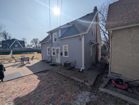 Photo of 1118 15TH Street, Moline, IL 61265 (MLS # 12652129)
