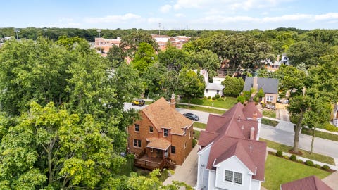 Tiny photo for 3514 Hollywood Avenue, Brookfield, IL 60513 (MLS # 12711704)