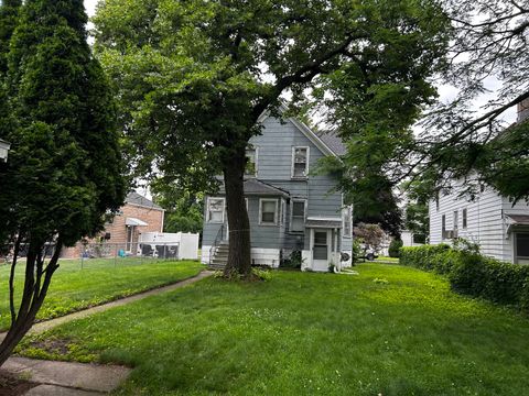 Tiny photo for 3948 Amelia Avenue, Lyons, IL 60534 (MLS # 12415046)