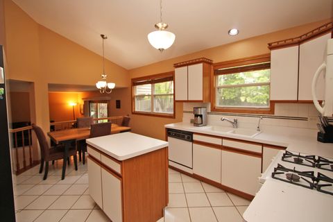 Tiny photo for 464 Farm Bridge Road, Lake Zurich, IL 60047 (MLS # 12656603)