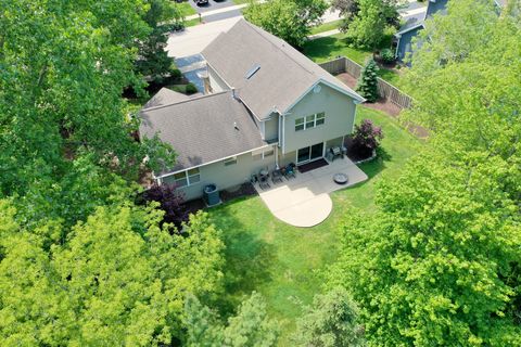 Tiny photo for 464 Farm Bridge Road, Lake Zurich, IL 60047 (MLS # 12656603)