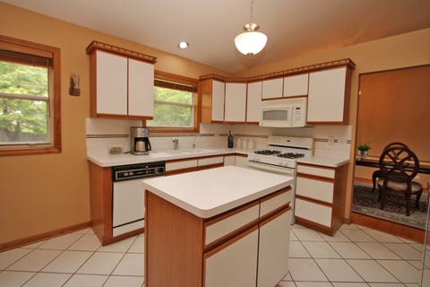 Tiny photo for 464 Farm Bridge Road, Lake Zurich, IL 60047 (MLS # 12656603)