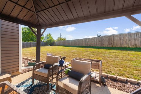 Tiny photo for 9 Arthur Court, Streamwood, IL 60107 (MLS # 12485553)
