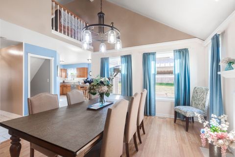 Tiny photo for 9 Arthur Court, Streamwood, IL 60107 (MLS # 12485553)