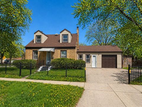 Photo of Waukegan, IL 60085 (MLS # 12629300)