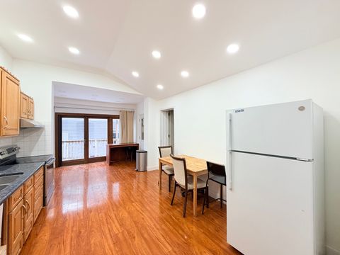 Tiny photo for 3206 S Lowe Avenue, Chicago, IL 60616 (MLS # 12532032)