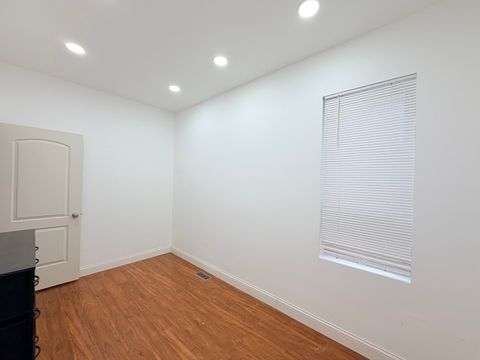 Tiny photo for 3206 S Lowe Avenue, Chicago, IL 60616 (MLS # 12532032)