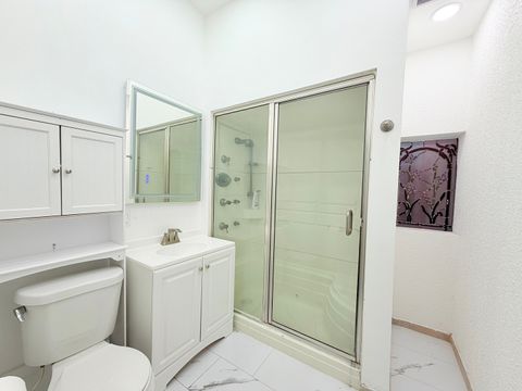 Tiny photo for 3206 S Lowe Avenue, Chicago, IL 60616 (MLS # 12532032)