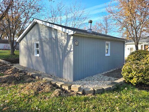 Tiny photo for 836 Regent Street, New Lenox, IL 60451 (MLS # 12589308)