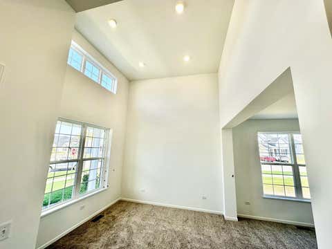 Tiny photo for 702 West Point Way, Oswego, IL 60543 (MLS # 12670746)