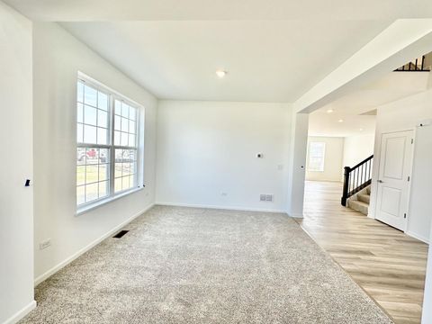 Tiny photo for 702 West Point Way, Oswego, IL 60543 (MLS # 12670746)