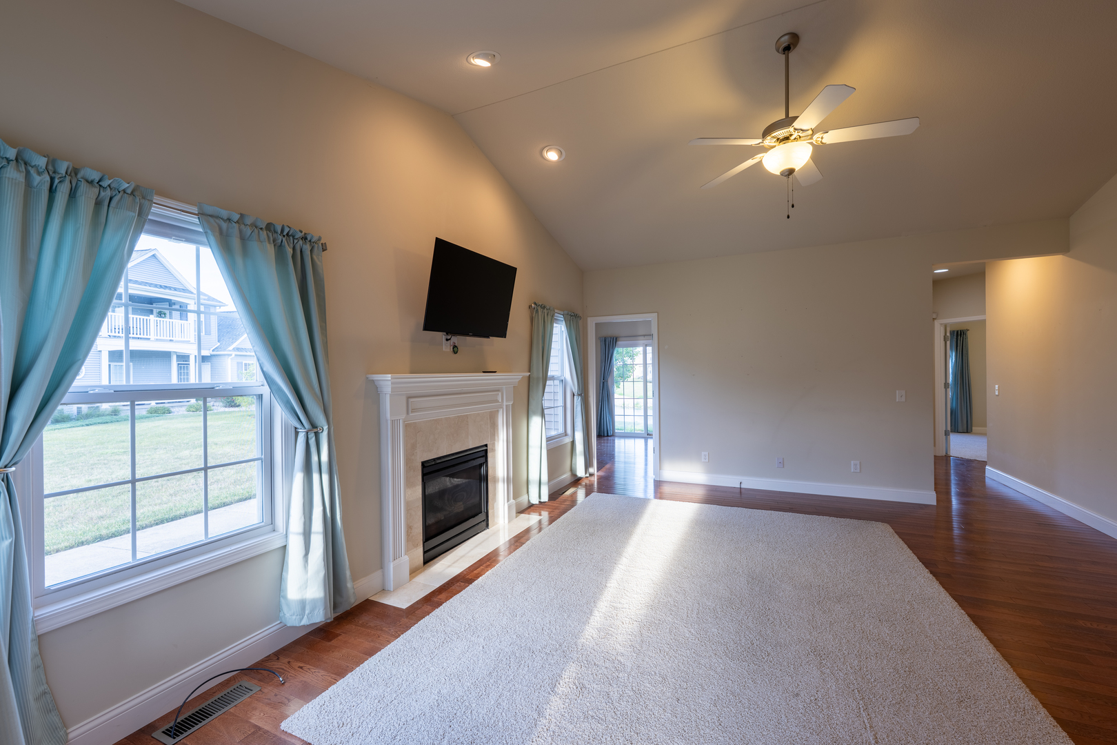 3047 E Stillwater Landing