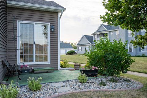 Tiny photo for 3047 E Stillwater Landing Lndg, Urbana, IL 61802 (MLS # 12438070)