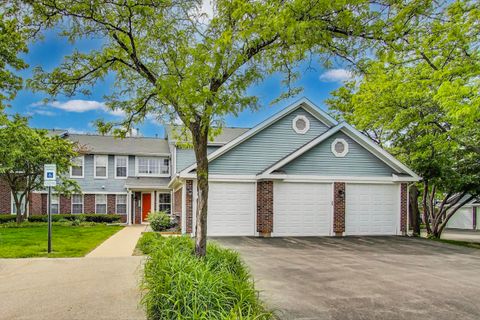 215 W Jennifer Lane 1 Palatine IL 60067
