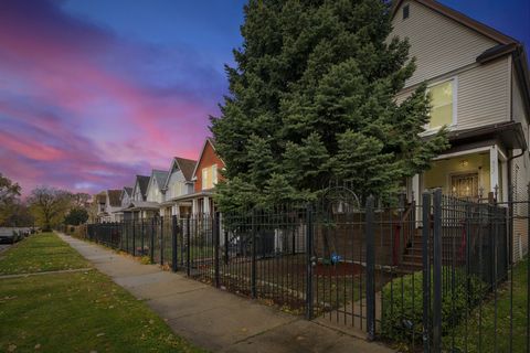 Photo of 552 N Leamington Avenue, Chicago, IL 60644 (MLS # 12521793)