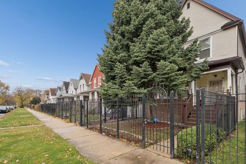 Tiny photo for 552 N Leamington Avenue, Chicago, IL 60644 (MLS # 12521793)