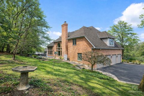 Tiny photo for 25676 N Canyon Creek Court, Barrington, IL 60010 (MLS # 12597704)