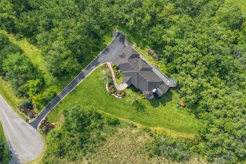 Tiny photo for 25676 N Canyon Creek Court, Barrington, IL 60010 (MLS # 12597704)