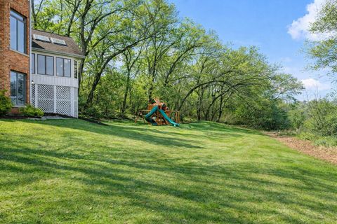 Tiny photo for 25676 N Canyon Creek Court, Barrington, IL 60010 (MLS # 12597704)