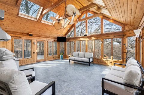 Tiny photo for 25676 N Canyon Creek Court, Barrington, IL 60010 (MLS # 12597704)