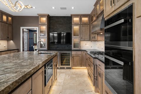 Tiny photo for 25676 N Canyon Creek Court, Barrington, IL 60010 (MLS # 12597704)