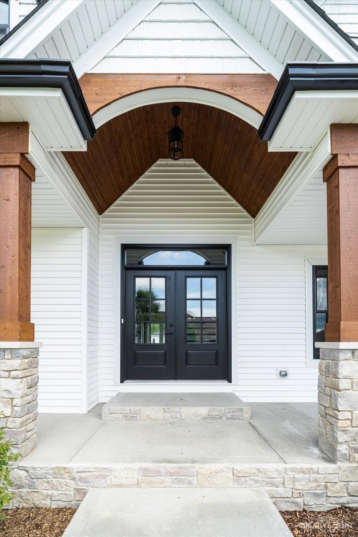 483 Deerfield Drive