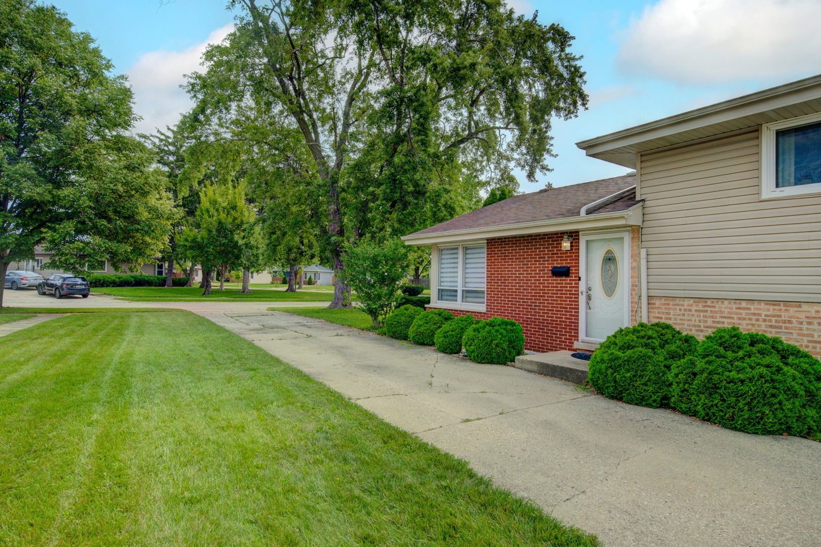 513 W Willow Glen - Photo 3